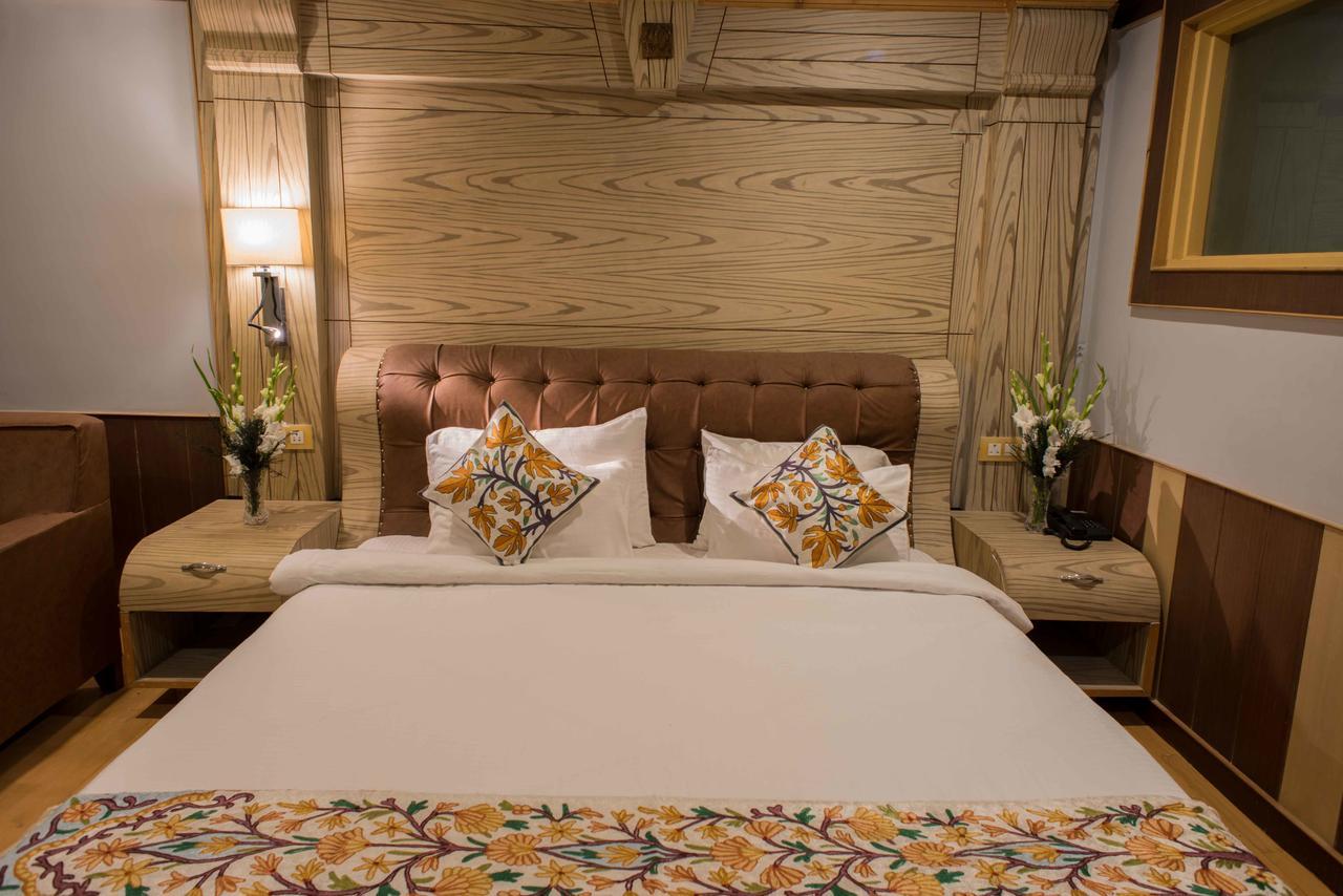 Hotel Imperial Resorts Sonāmarg Eksteriør billede