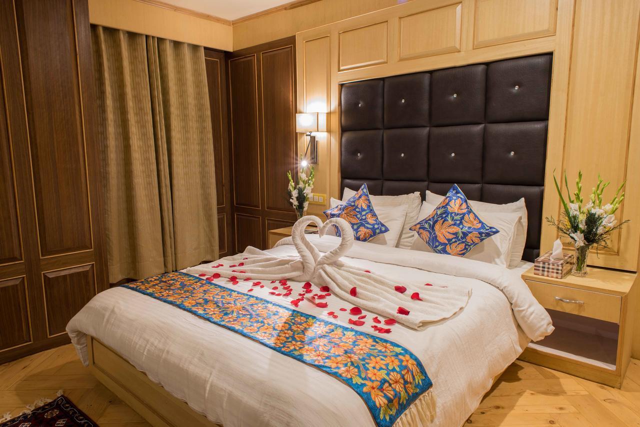 Hotel Imperial Resorts Sonāmarg Eksteriør billede