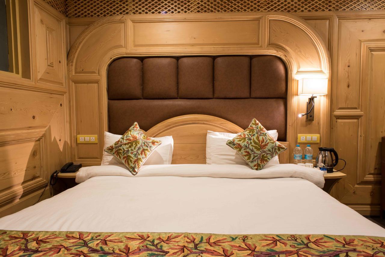 Hotel Imperial Resorts Sonāmarg Eksteriør billede